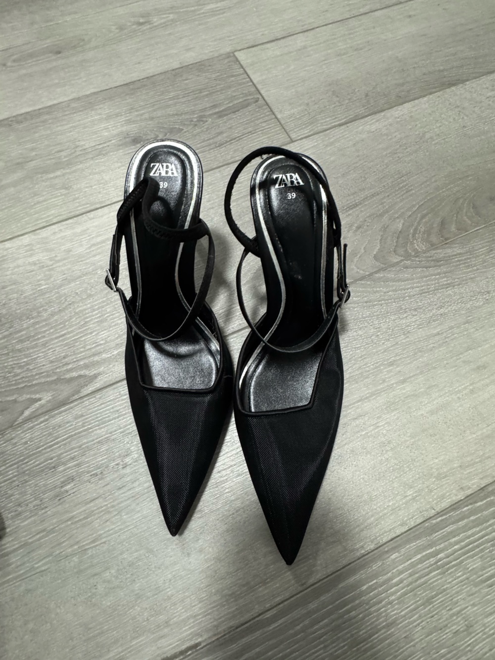 Sz 39 Zara Black Pointed Slingback Heels with Ankle Strap